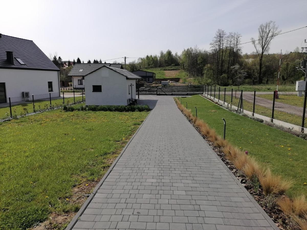 Апартаменти Maly Domek Klimatyzacja, Aneks Kuchenny, Parking Бодзанув Екстер'єр фото